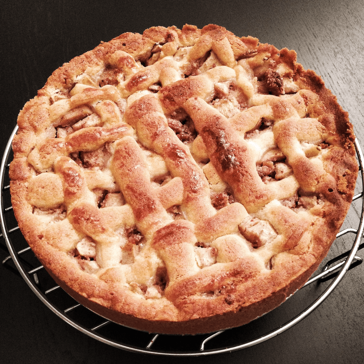 PEAR AND PECAN&nbsp;TART