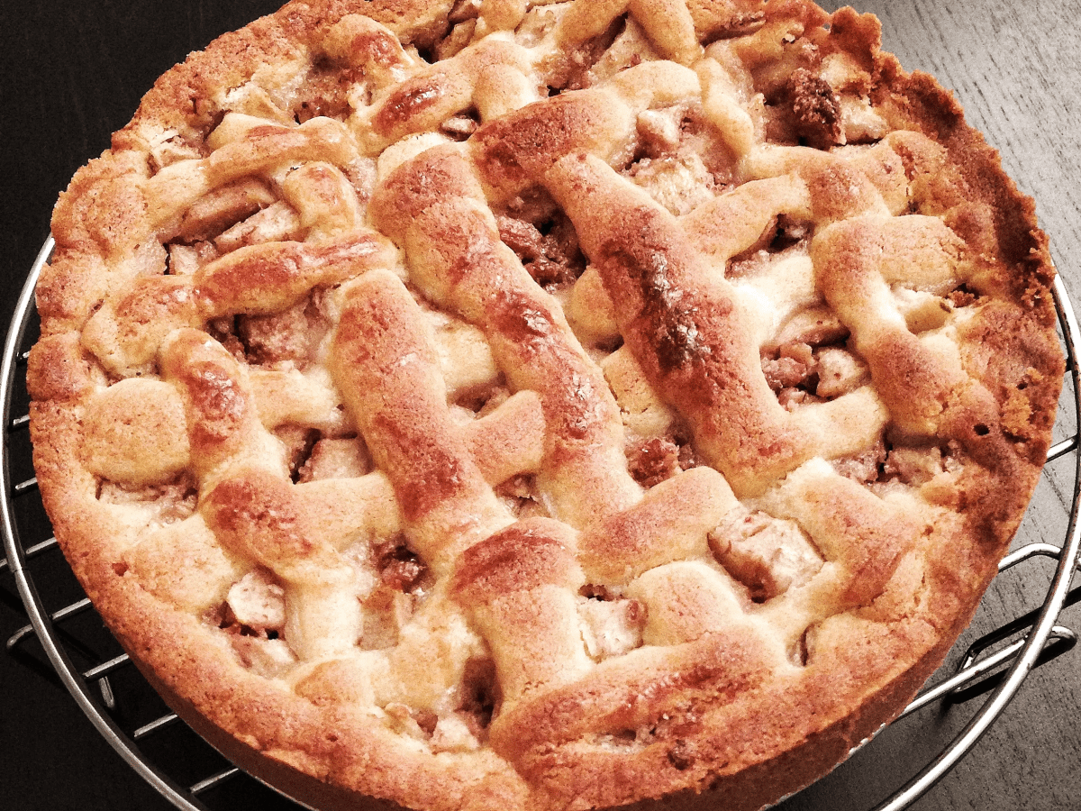 PEAR AND PECAN&nbsp;TART